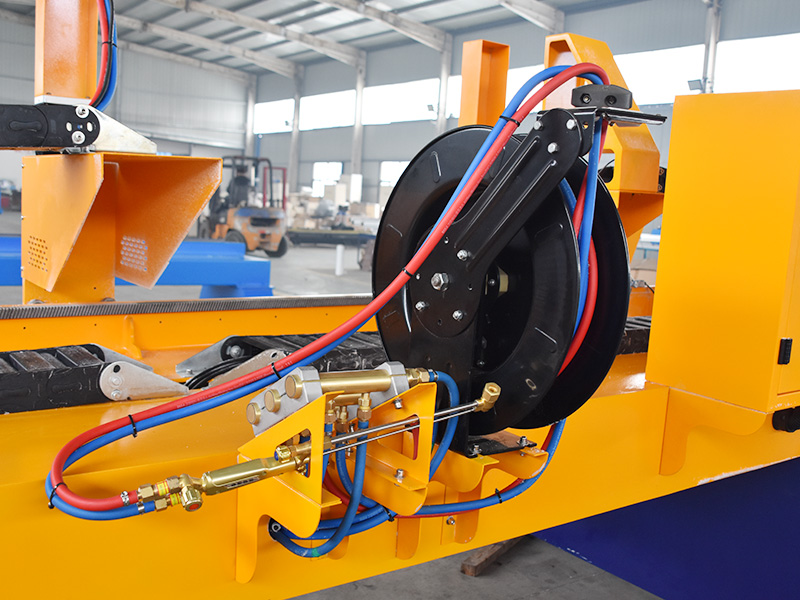 龍門(mén)數(shù)控切割機(jī) 龍門(mén)數(shù)控切割機(jī)