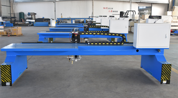 龍門式數(shù)控等離子切割機的操作注意事項