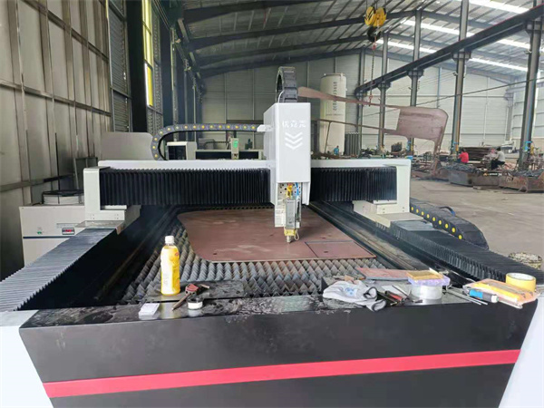 信爾數(shù)控激光切割機(jī)